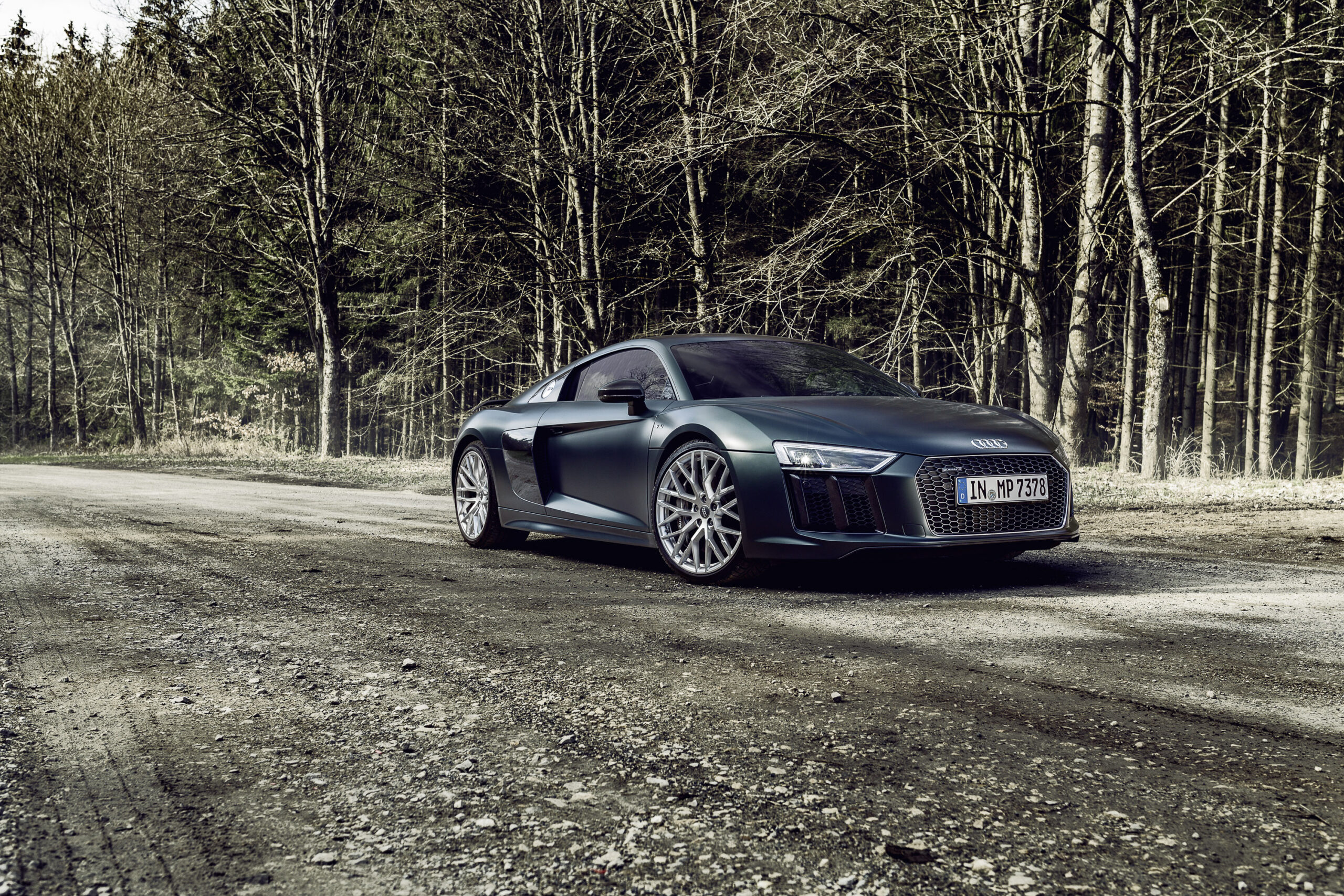 Audi R8 V10 5.2 FSI plus camouflagegreen