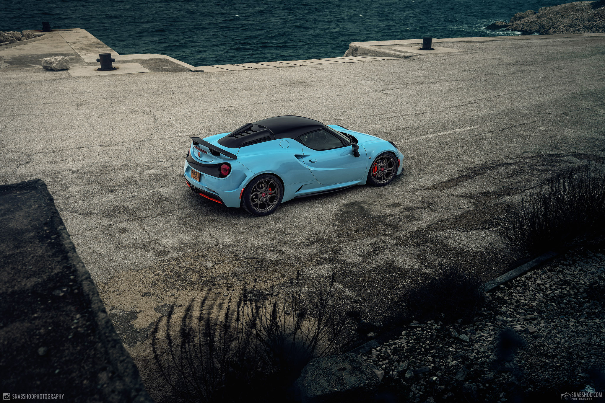Pogea Racing Zeus 001