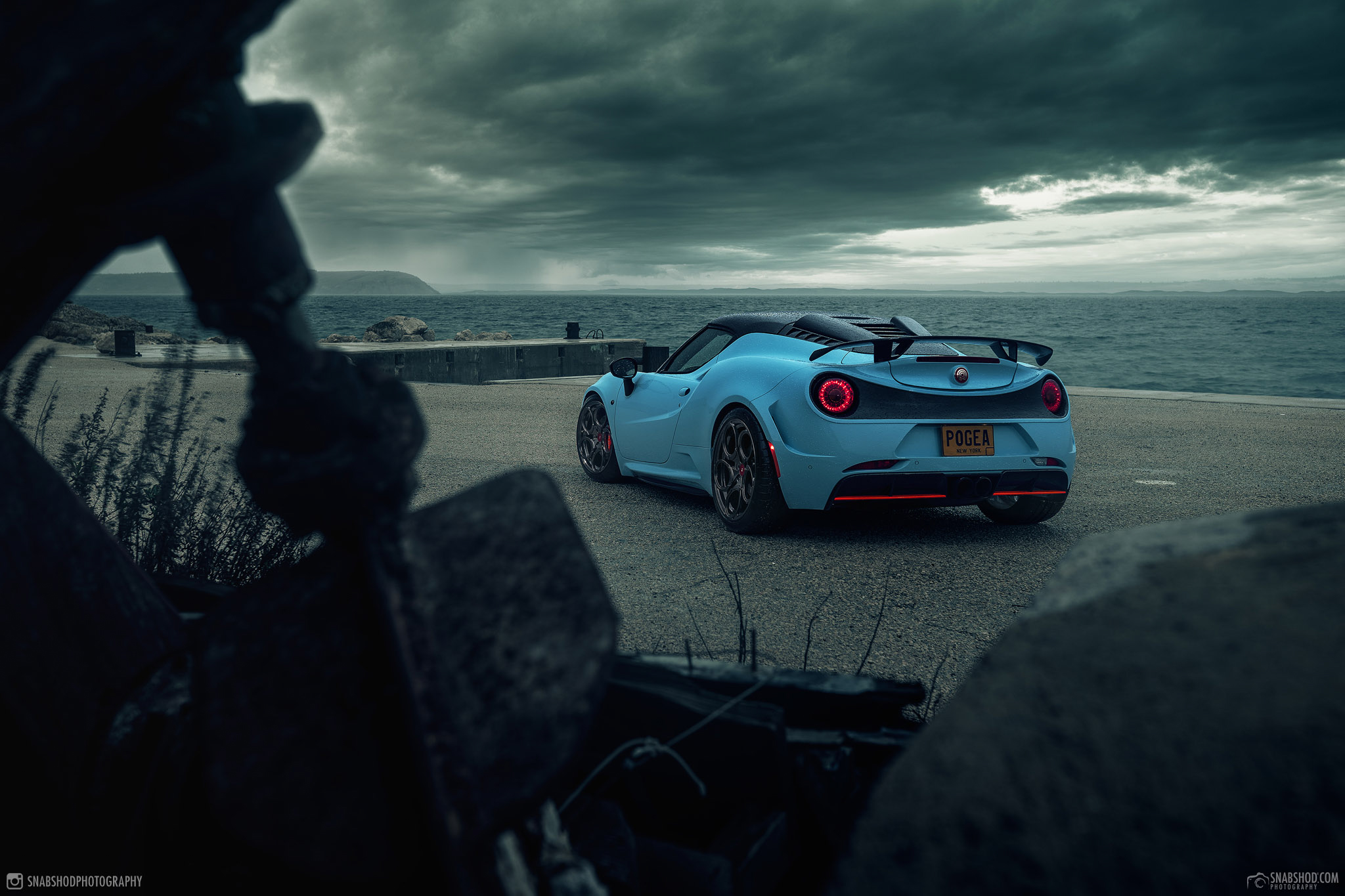 Pogea Racing Zeus 001