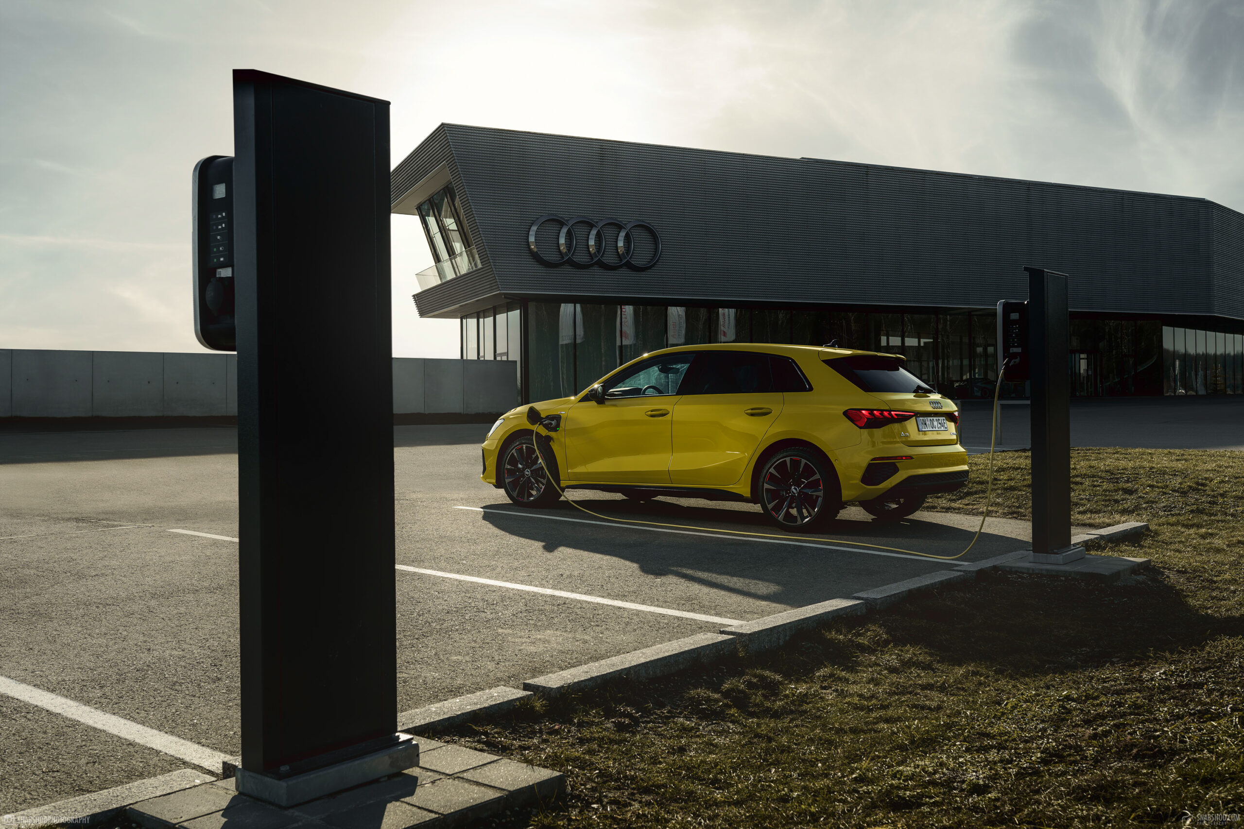 Audi A3 Sportback TFSIe Pythongelb