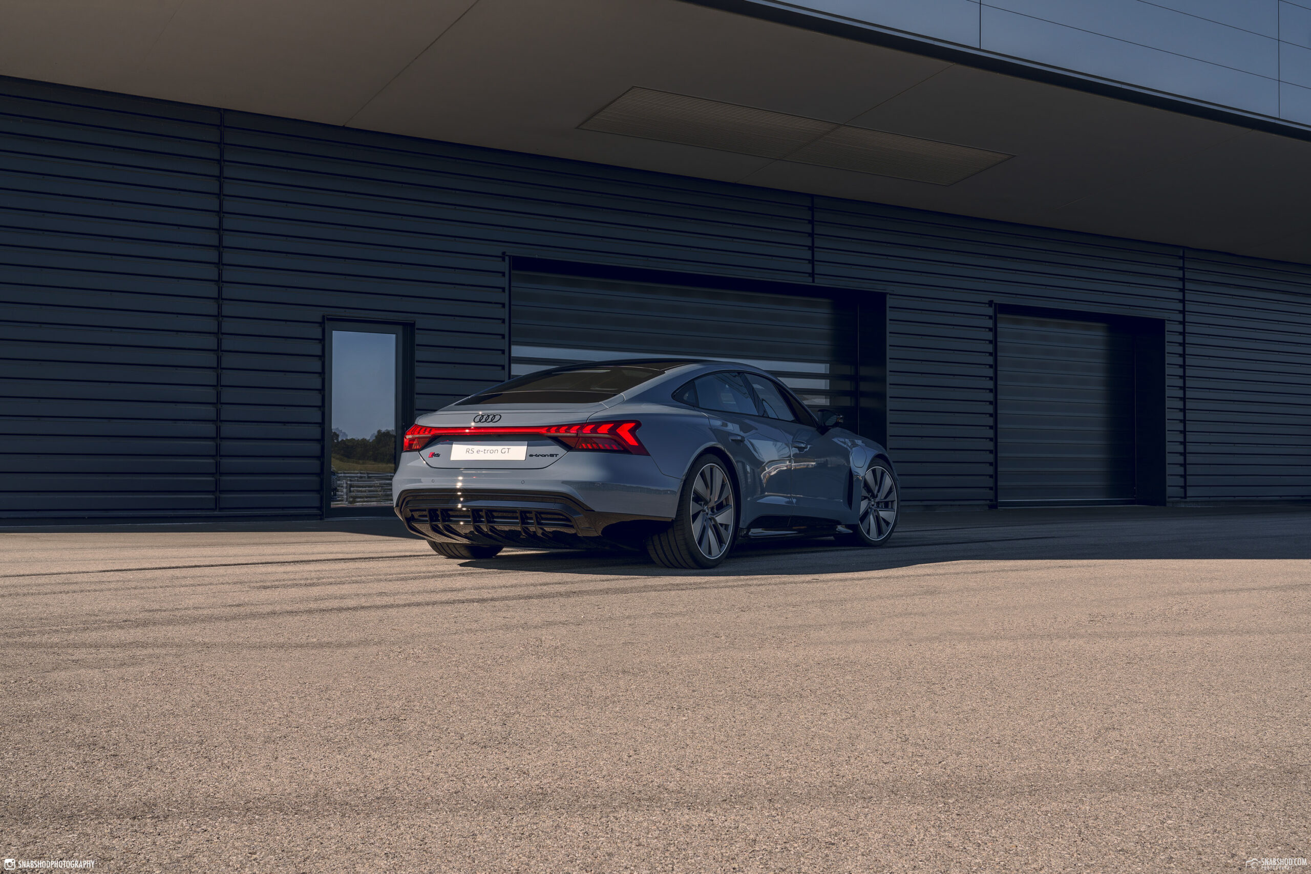 Audi RS e-tron GT Kemoragrau