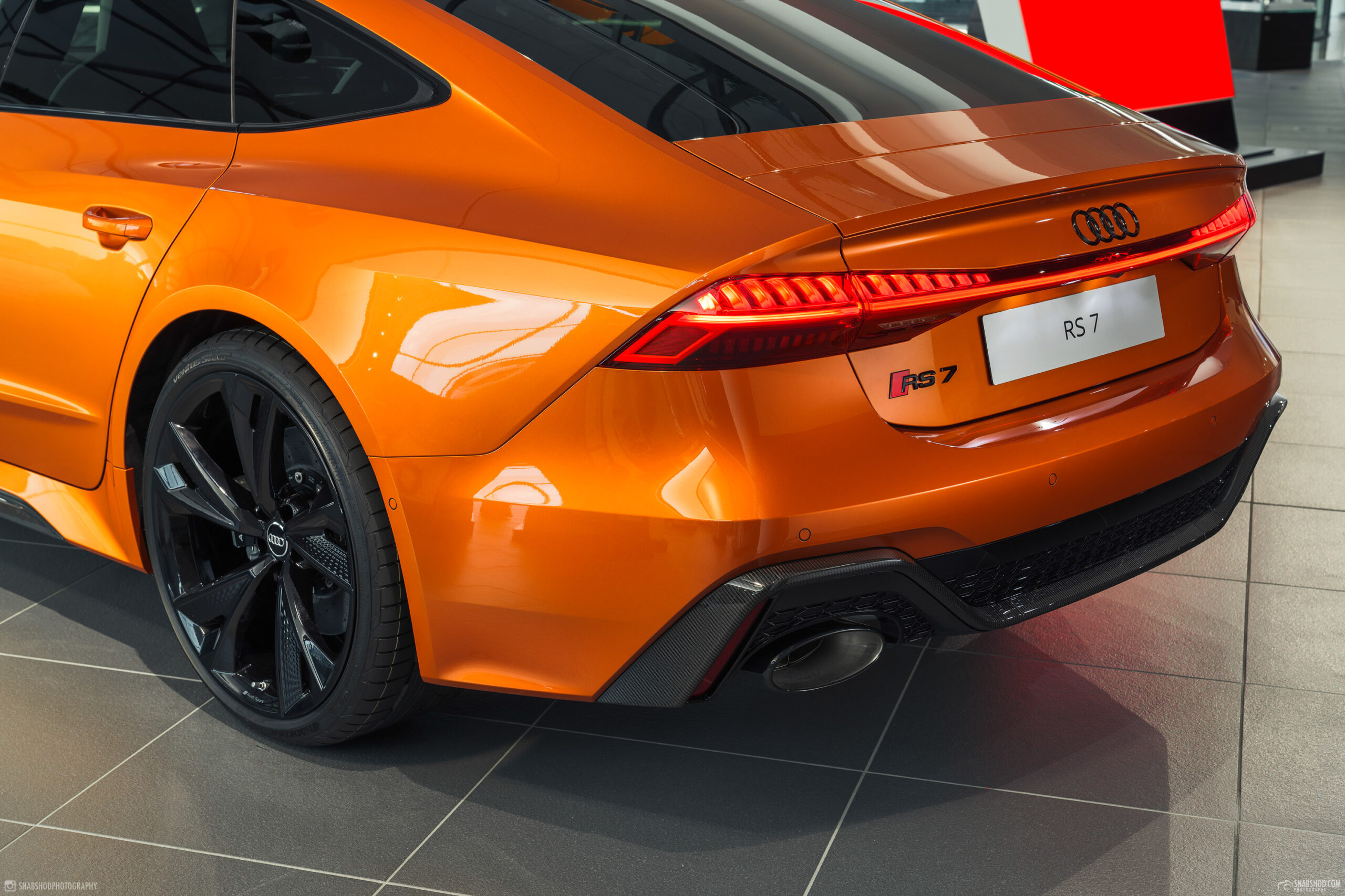 Audi RS7 Sportback orange flame