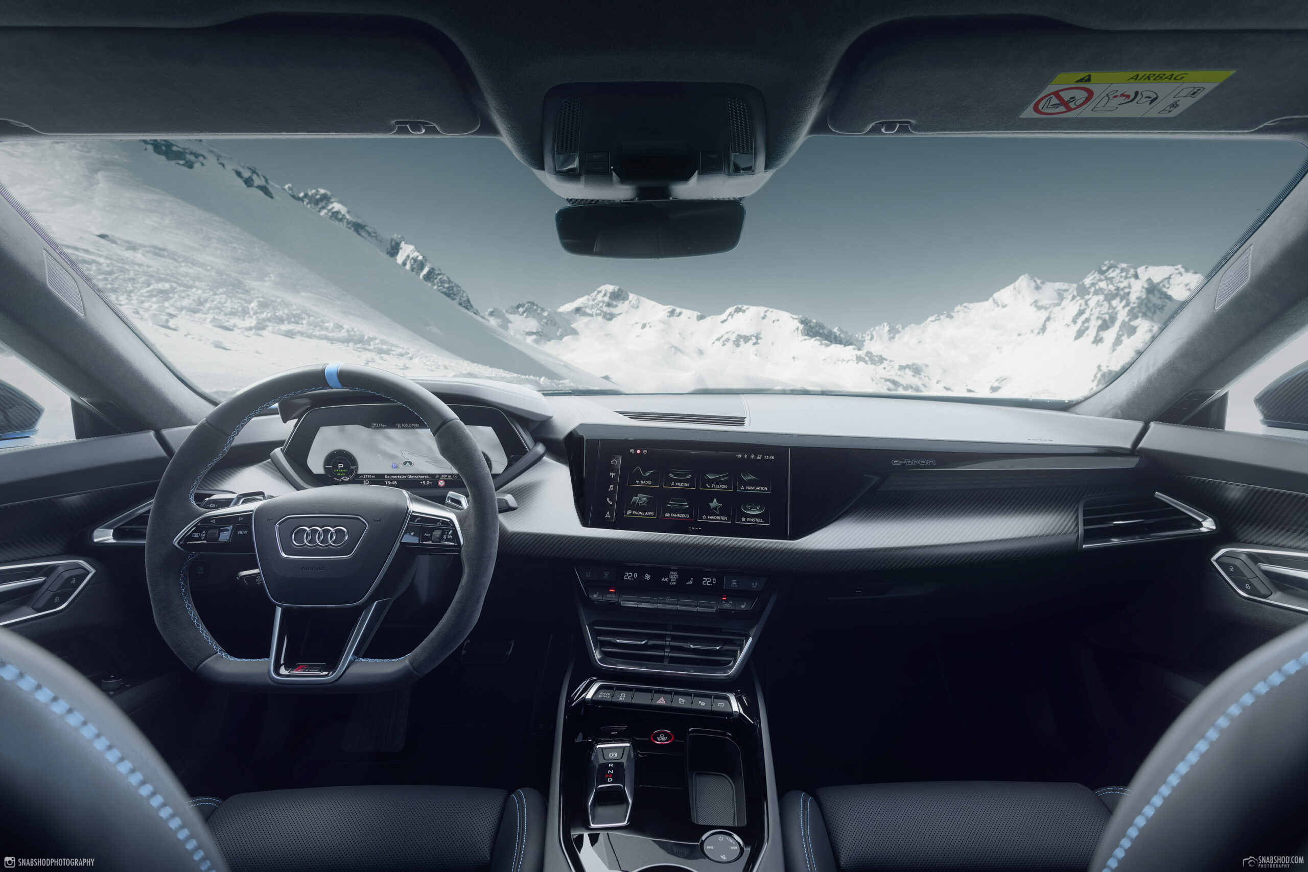Audi RS e-tron GT riviera
